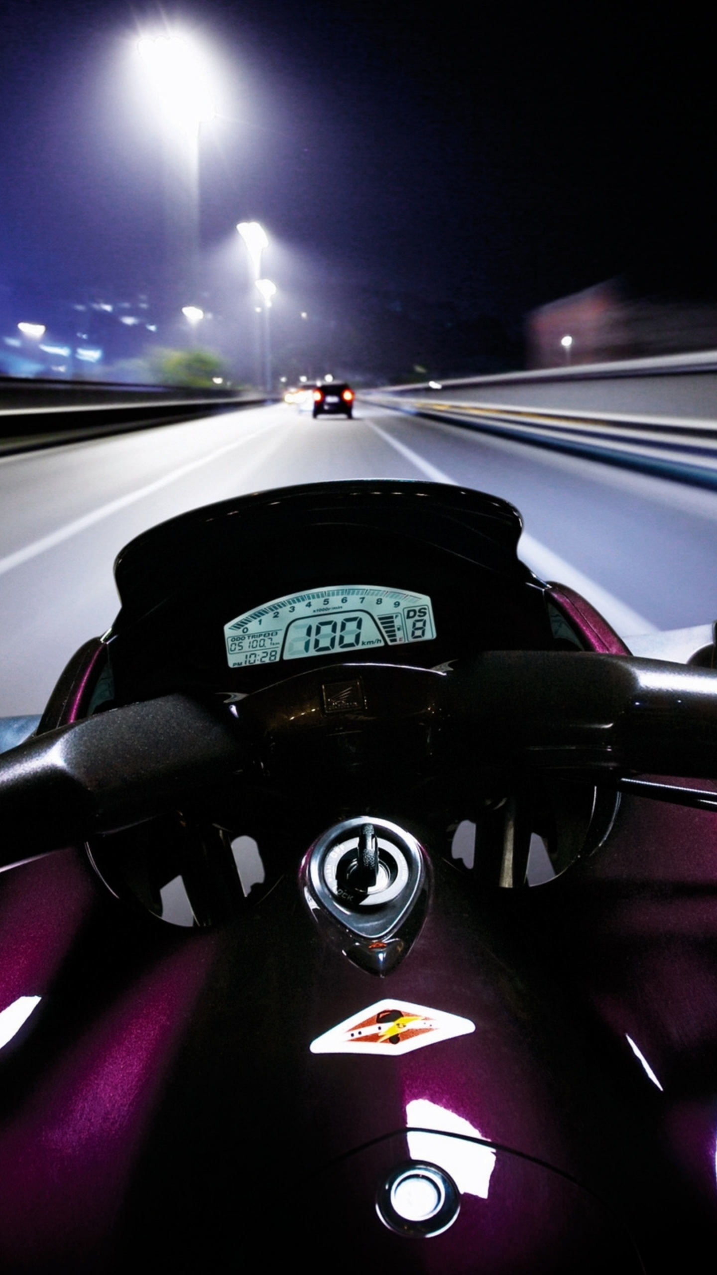 Volante de Coche Negro y Plateado. Wallpaper in 1440x2560 Resolution