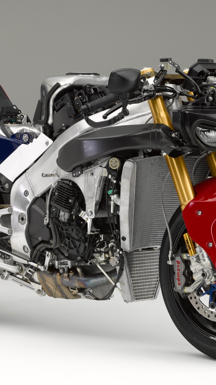 Red and Black Sports Bike. Wallpaper in 720x1280 Resolution