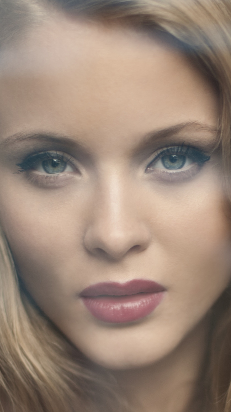 Zara Larsson, Cheveu, Face, Sourcil, Blond. Wallpaper in 750x1334 Resolution