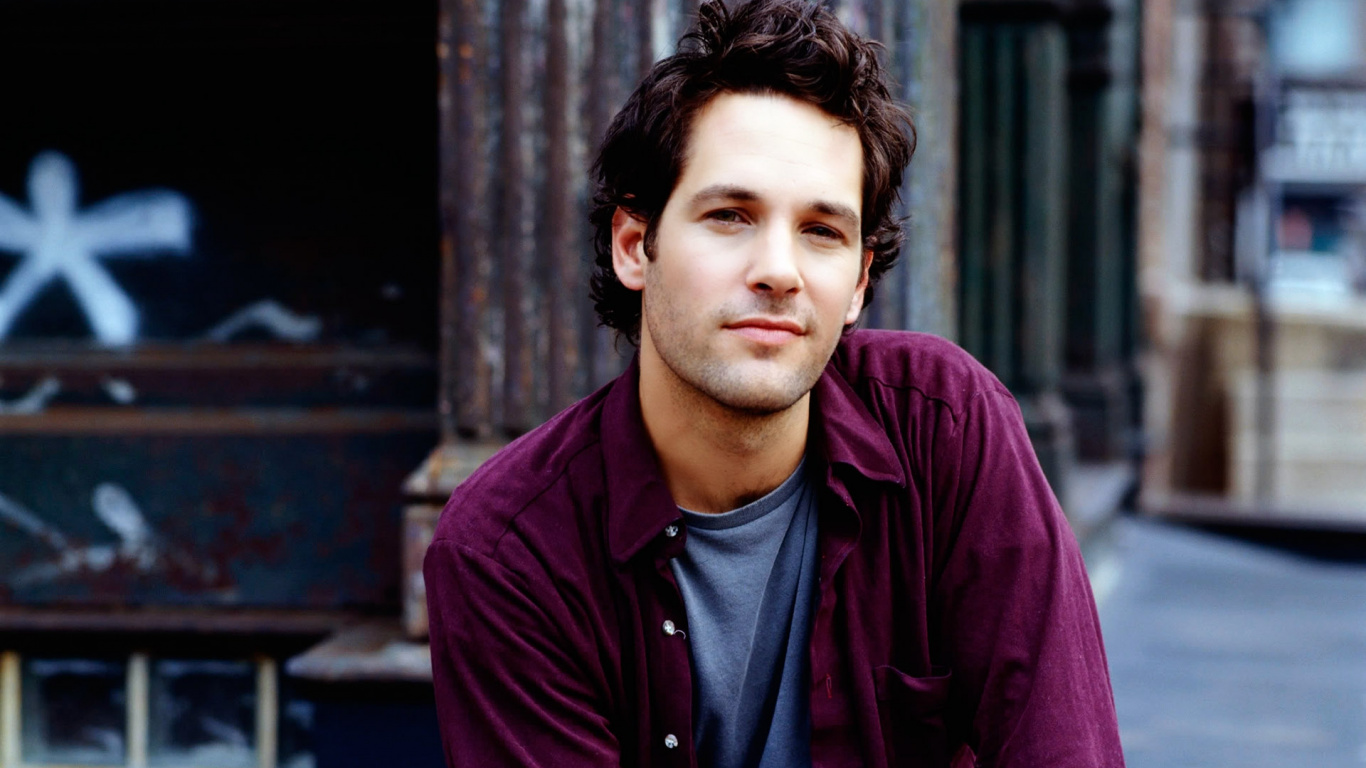 Homme en Chemise Marron. Wallpaper in 1366x768 Resolution