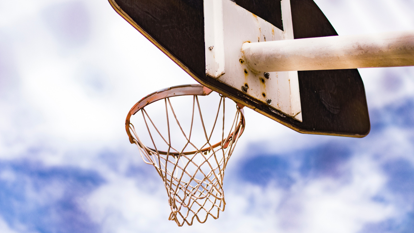 White Basketball Hoop Under Blue Sky During Daytime. Wallpaper in 1366x768 Resolution