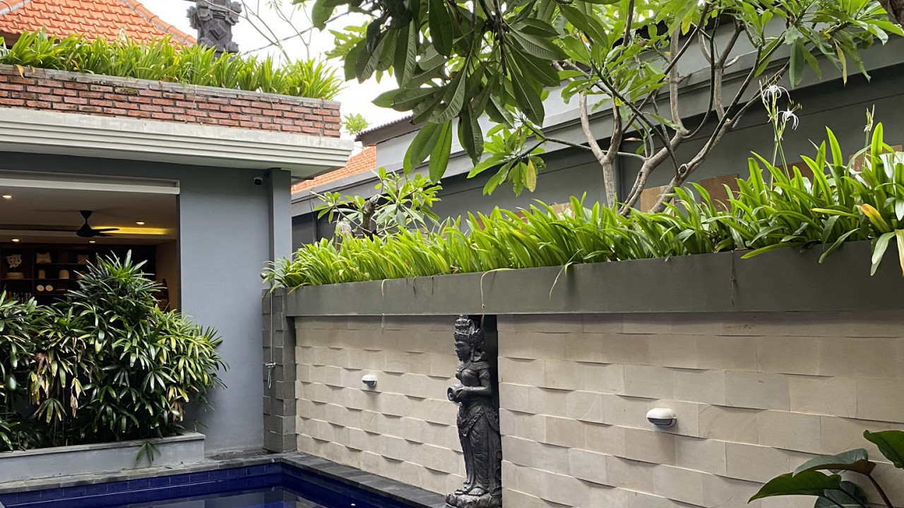 Swimming Pool, Real Estate, Majorelle Blue, Flowerpot, Property. Wallpaper in 1280x720 Resolution