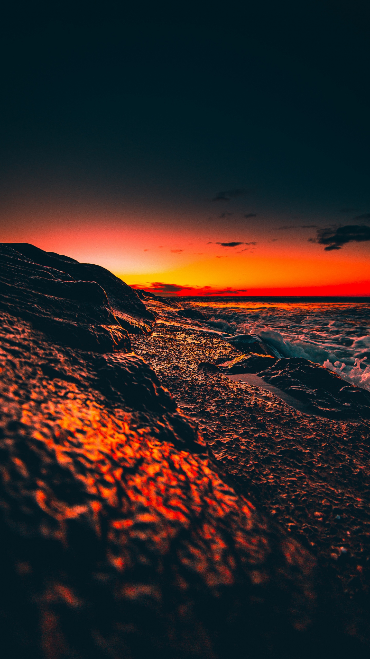 Lever, Horizon, Afterglow, Nature, Red. Wallpaper in 1440x2560 Resolution