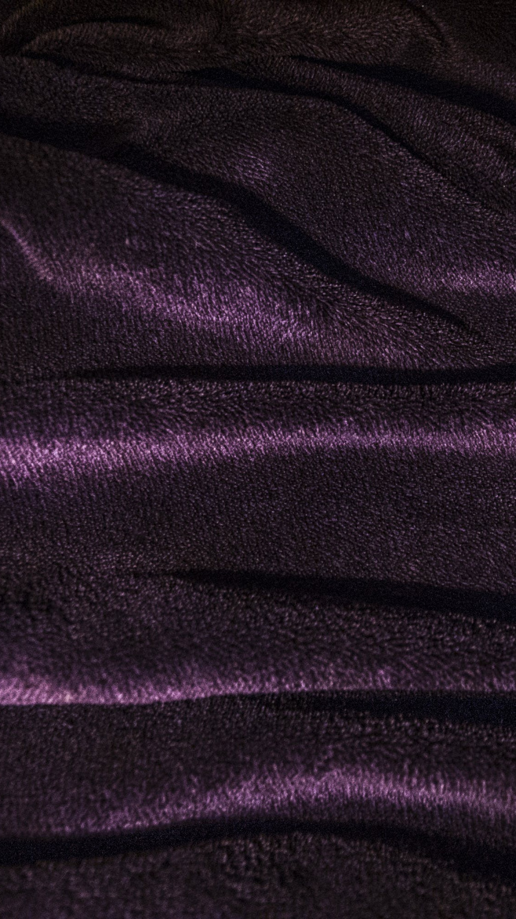 Textile Violet en Gros Plan Image. Wallpaper in 750x1334 Resolution