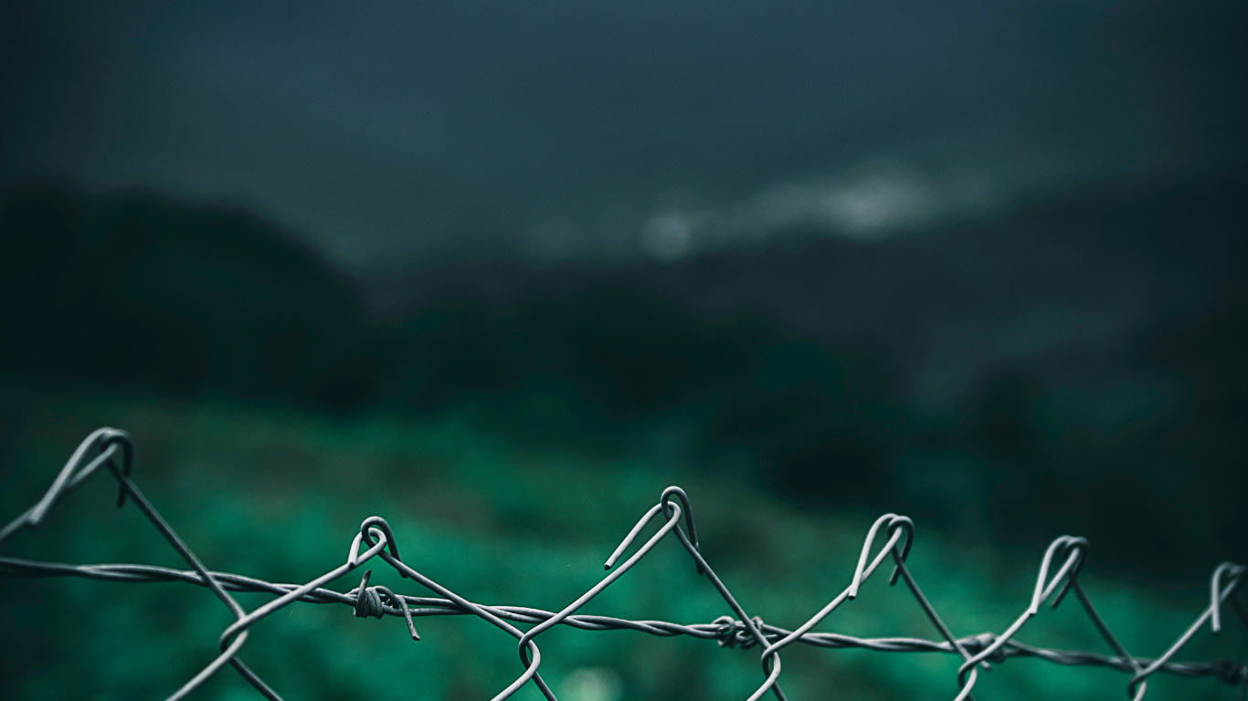 Gray Metal Fence With Water Droplets. Wallpaper in 1366x768 Resolution