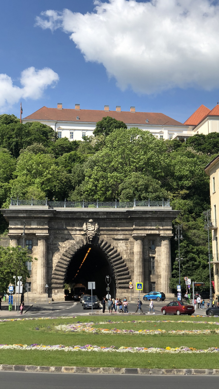 Budapest, Tunnel Under Castle Hill, Science, Biology, Arch. Wallpaper in 750x1334 Resolution