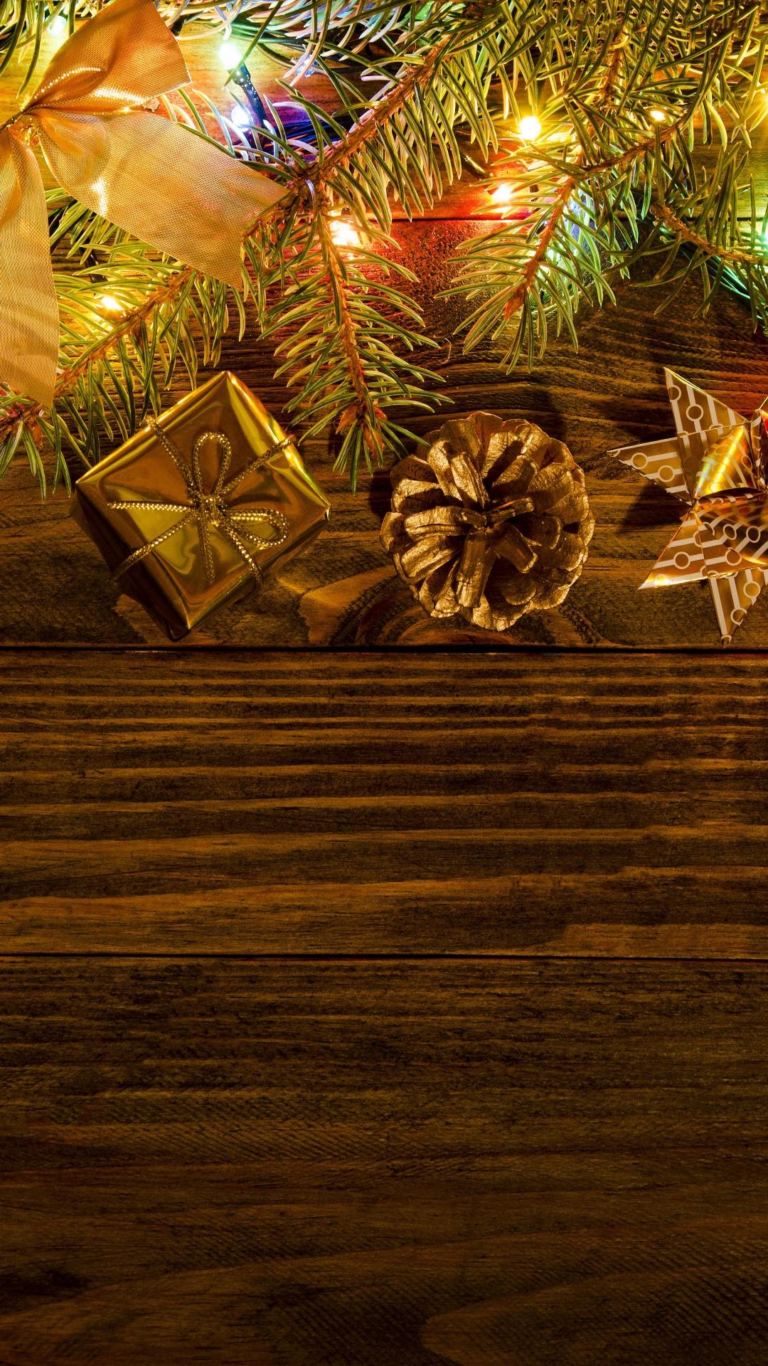Neujahr, Weihnachten, Baum, Weihnachtsdekoration, Weihnachtsbeleuchtung. Wallpaper in 1080x1920 Resolution