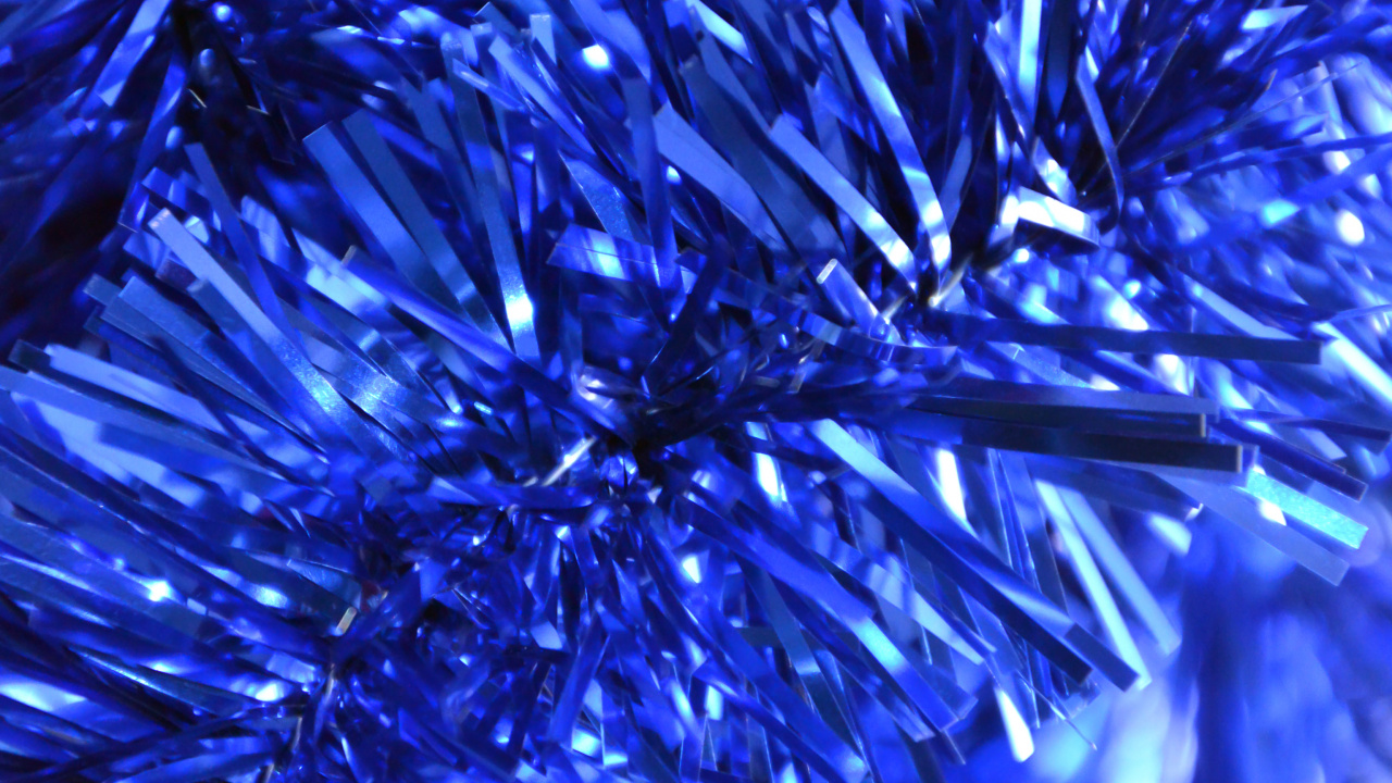 Tinsel, Nouvelle Année, Ornement de Noël, Le Jour De Noël, Bleu de Cobalt. Wallpaper in 1280x720 Resolution