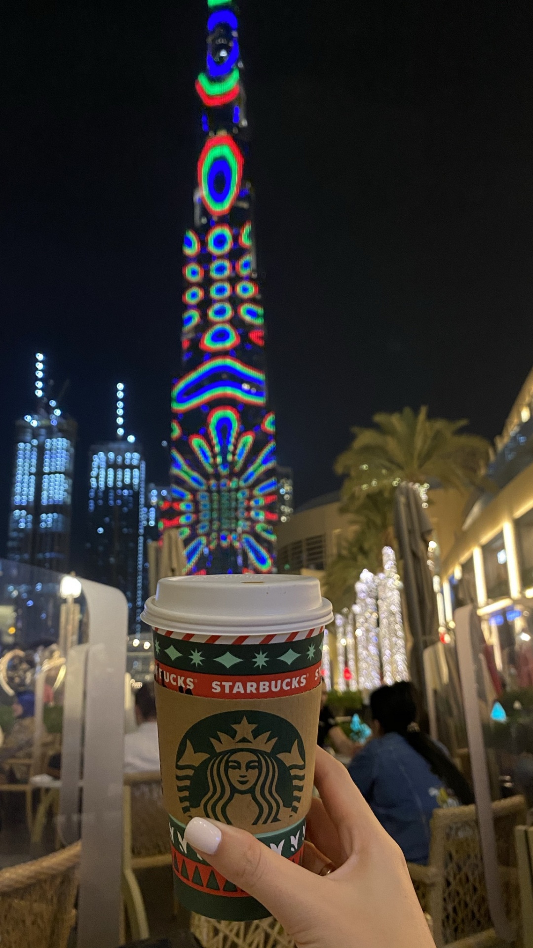 Dubai, Burj Khalifa, Starbucks Logo 2011, Lighting, Christmas Lights. Wallpaper in 1080x1920 Resolution