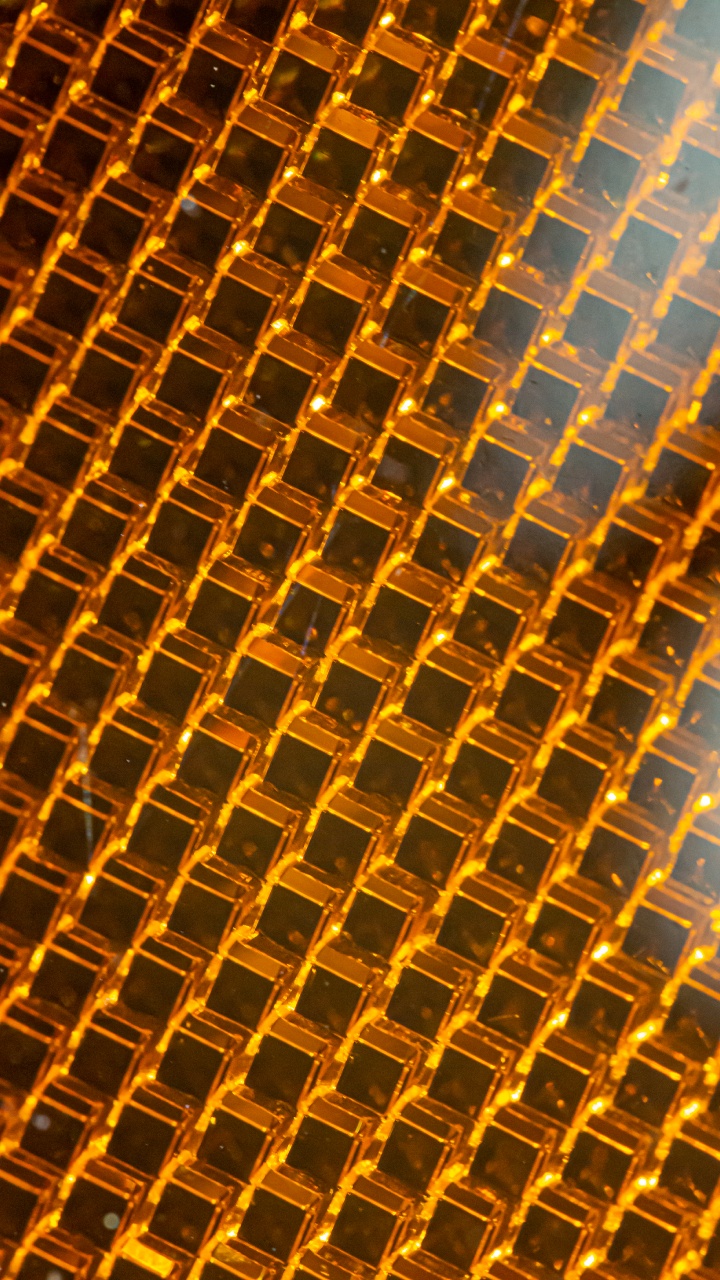 Gelb-schwarz Kariertes Textil. Wallpaper in 720x1280 Resolution