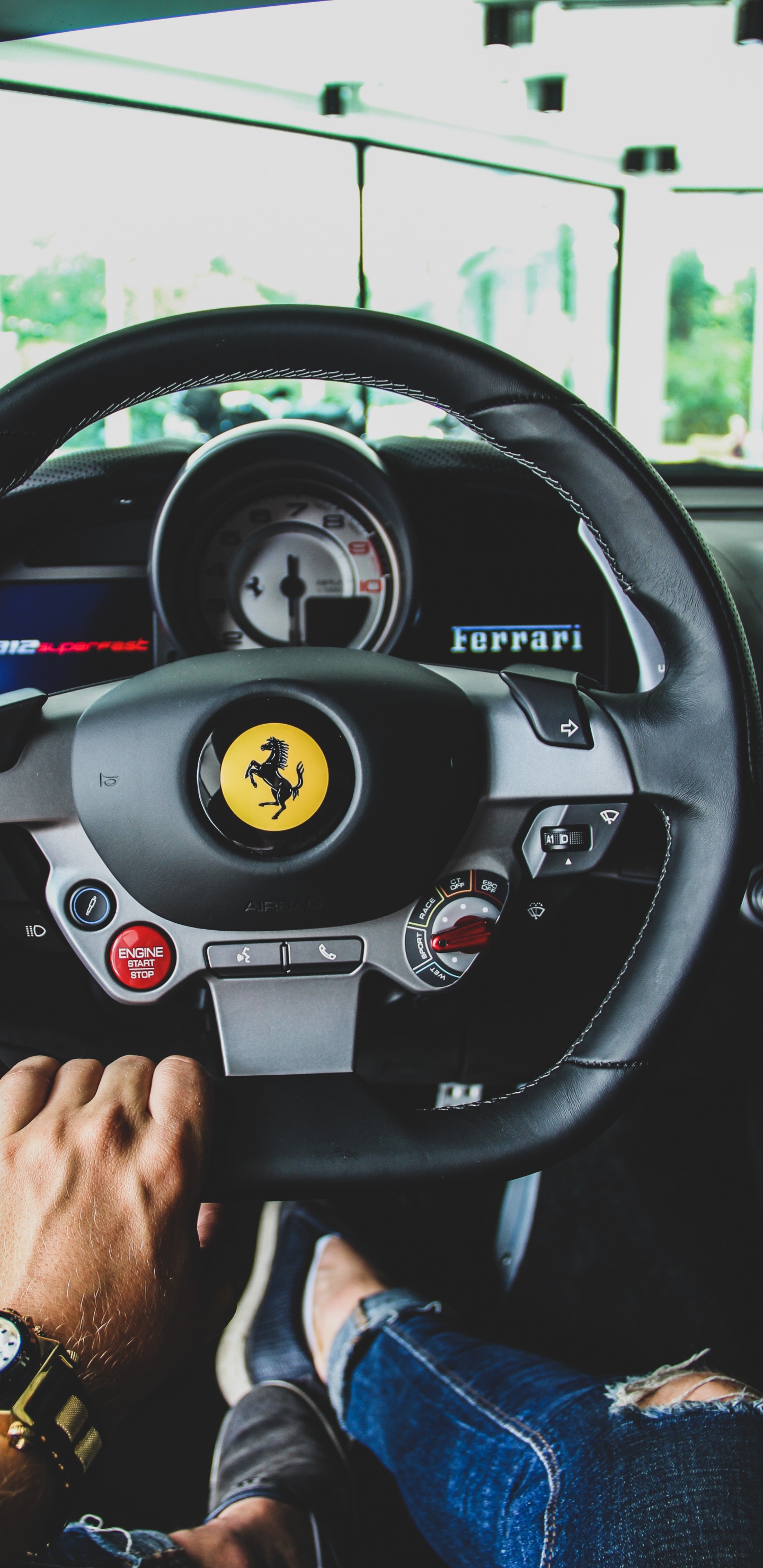 Conduire Ferrari, Ferrari, Ferrari 458, Voiture de Luxe, Ferrari 458 Spider. Wallpaper in 1440x2960 Resolution