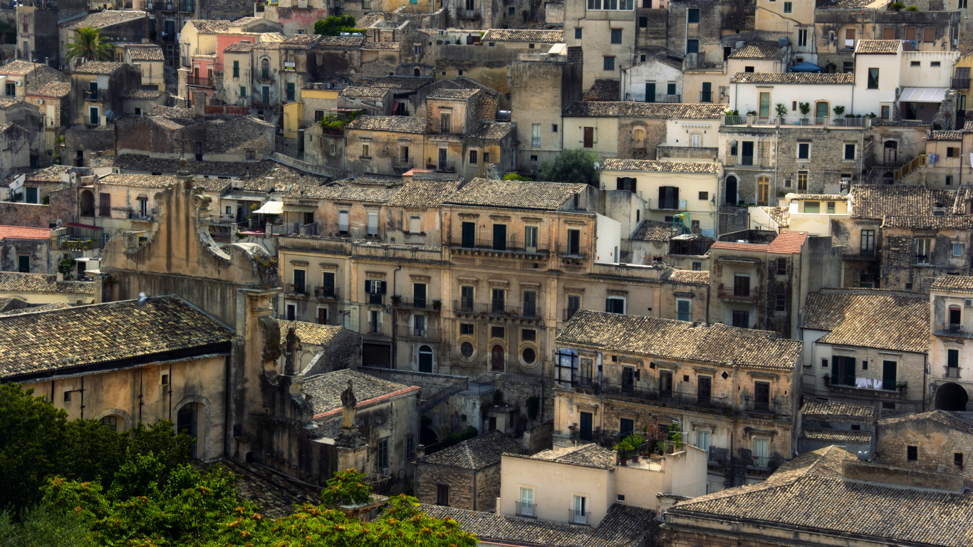 Vue Aérienne Des Bâtiments de la Ville Pendant la Journée. Wallpaper in 1366x768 Resolution