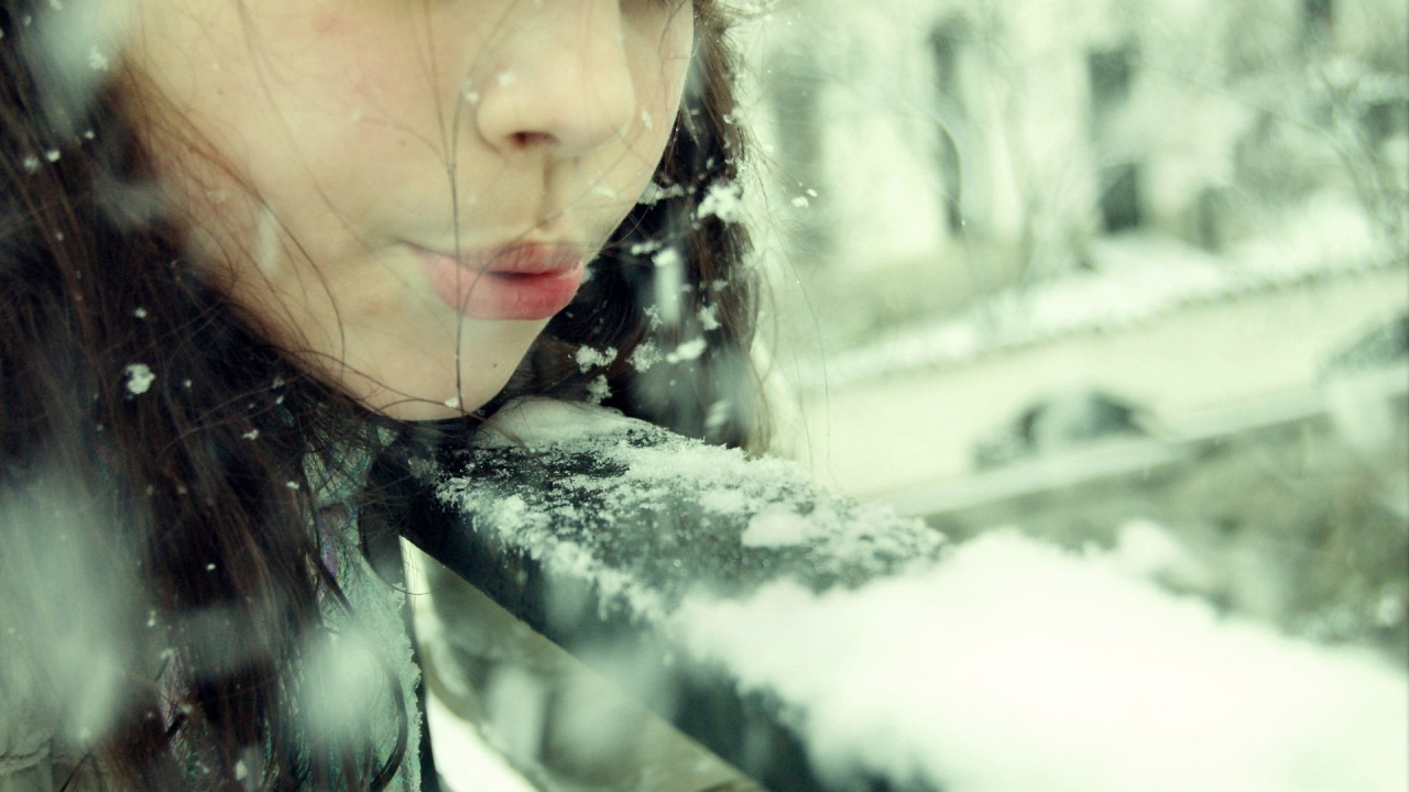 Beauty, Nose, Freezing, Girl. Wallpaper in 1280x720 Resolution