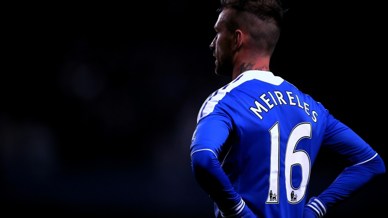 Man in Blue and White Jersey Shirt. Wallpaper in 1280x720 Resolution