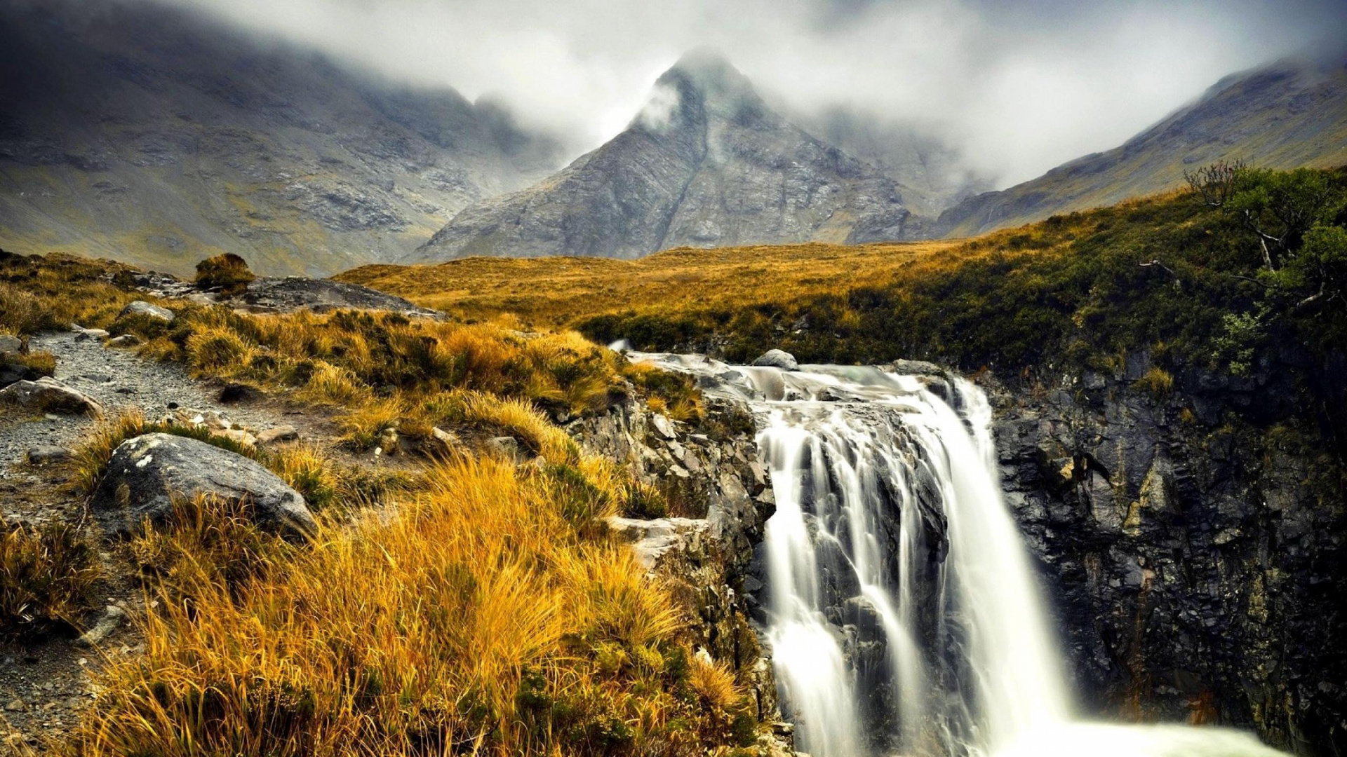Green Grass and Brown Grass Near Waterfalls. Wallpaper in 1920x1080 Resolution