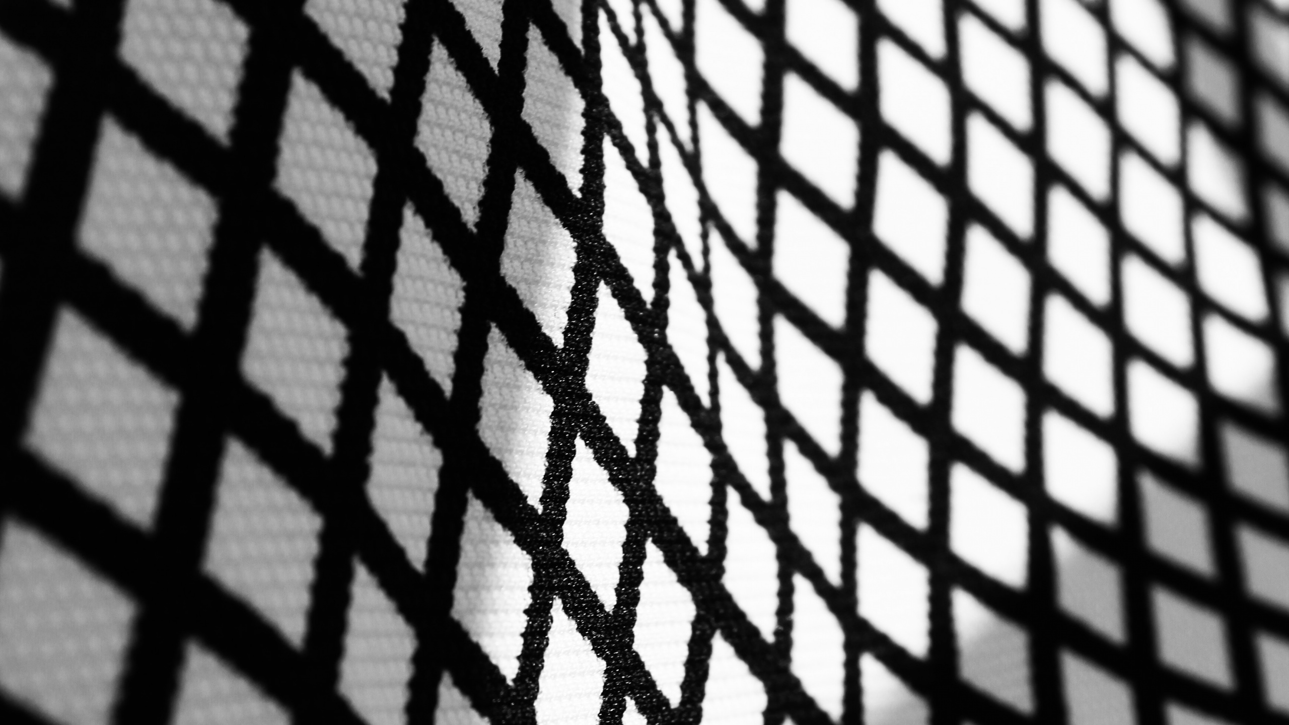 Schwarz-weiß Kariertes Textil. Wallpaper in 2560x1440 Resolution