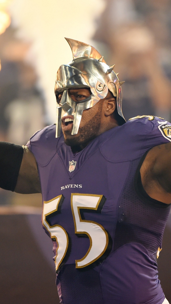 Hombre en Camiseta de Fútbol Azul y Blanco. Wallpaper in 720x1280 Resolution