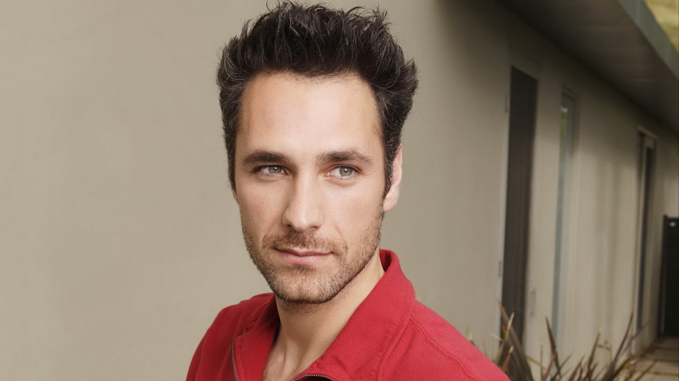 Entrecejo, el Vello Facial, Barbilla, Barba, Humanos. Wallpaper in 1366x768 Resolution