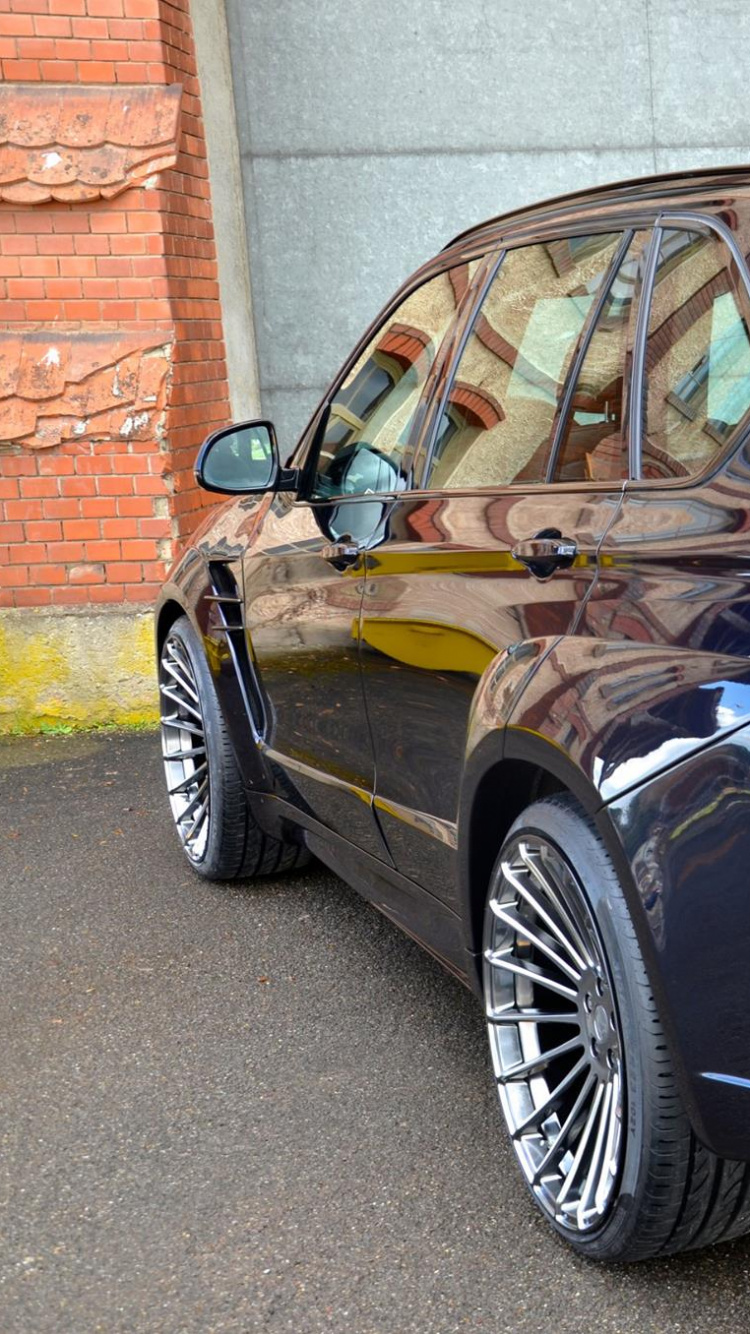 Coupé Bmw m 3 Noir. Wallpaper in 750x1334 Resolution