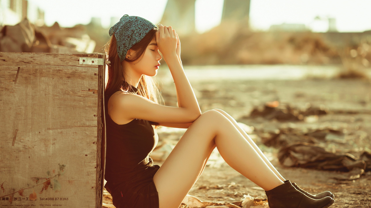 Beauté, Jambe, Séance, Été, Multi Core Processeur. Wallpaper in 1280x720 Resolution