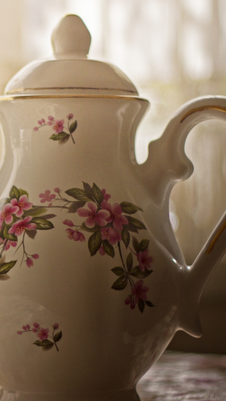 White and Pink Floral Ceramic Teapot. Wallpaper in 720x1280 Resolution