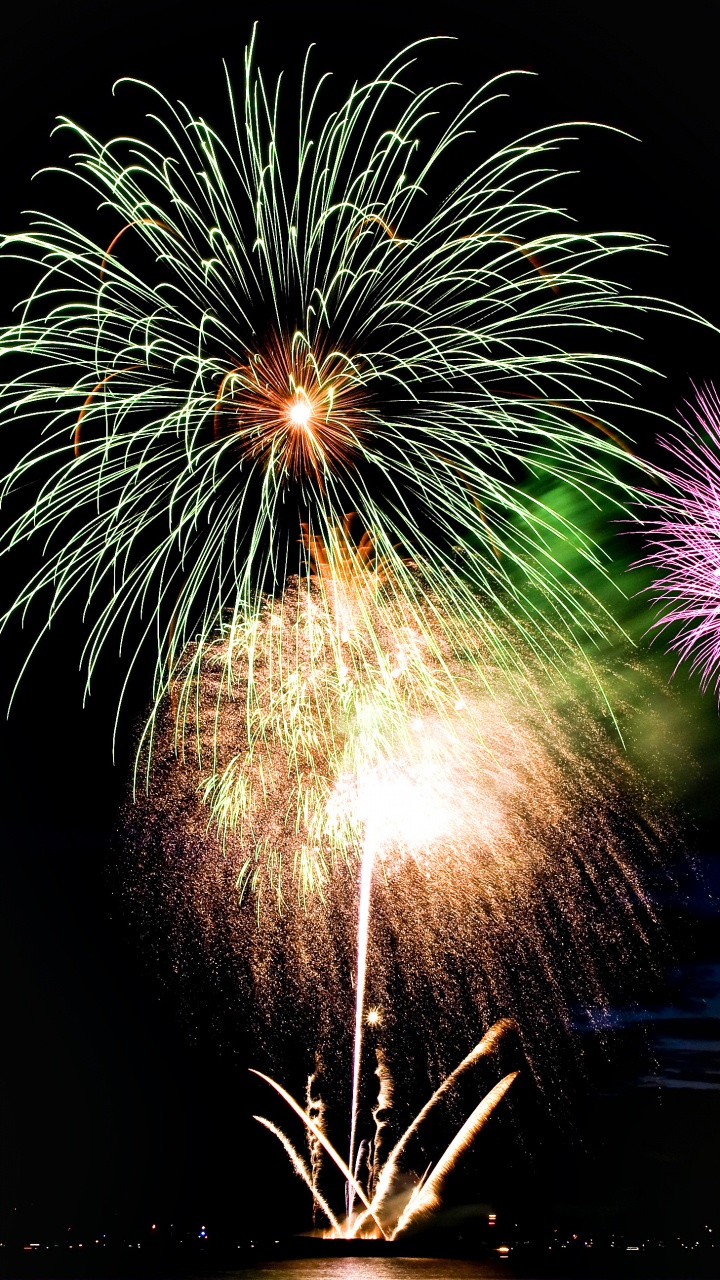 Feuerwerk, Veranstaltung, Festival, Unabhängigkeitstag, Öffentliche Veranstaltung. Wallpaper in 720x1280 Resolution