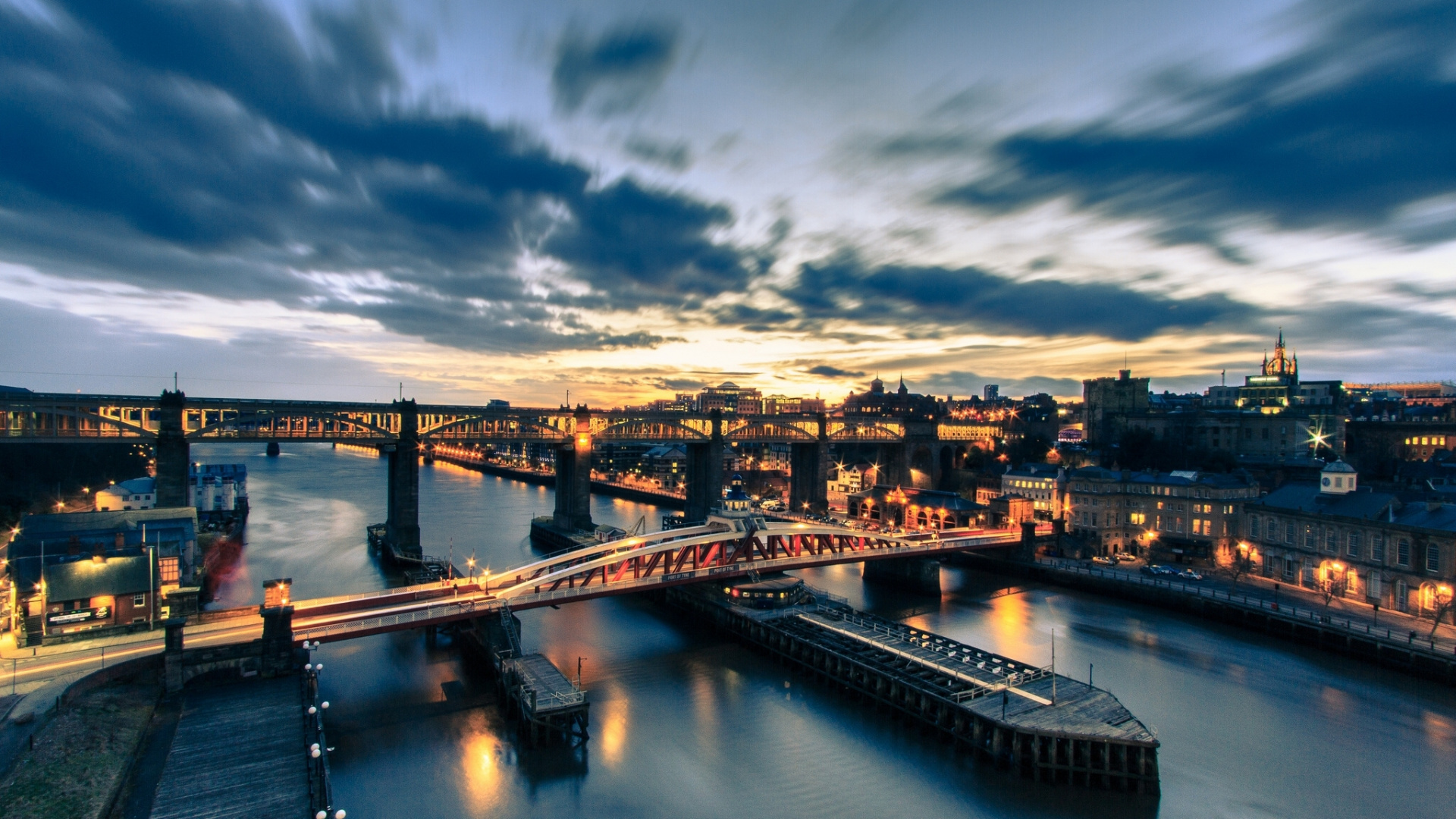 Brücke Über Den Fluss Während Der Nacht. Wallpaper in 1920x1080 Resolution