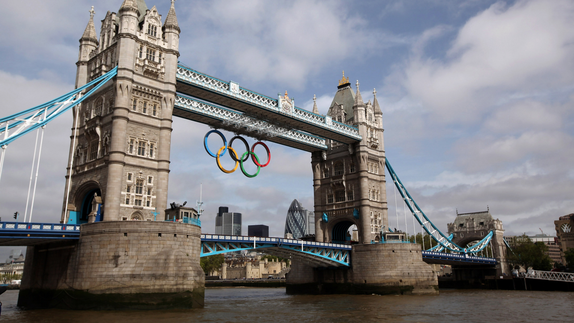 Pont en Béton Gris Sous Ciel Nuageux Pendant la Journée. Wallpaper in 1920x1080 Resolution