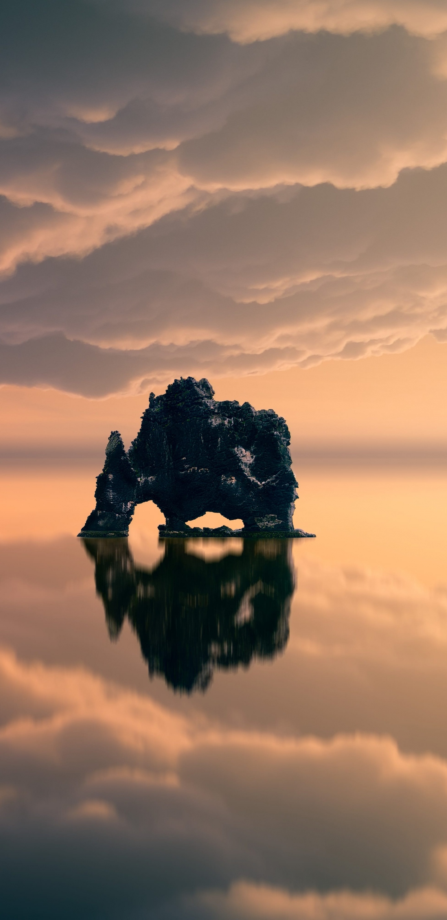 Silhouette of Man and Woman Standing on Top of Mountain During Sunset. Wallpaper in 1440x2960 Resolution