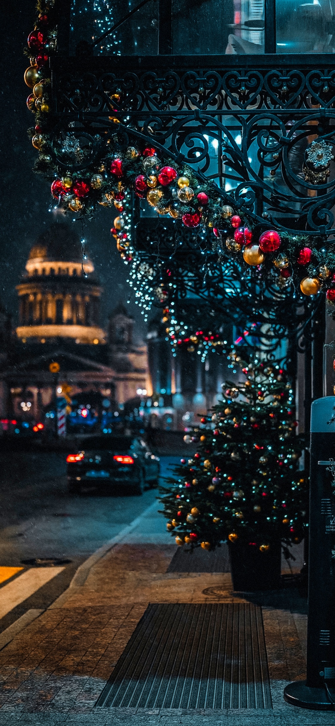 Weihnachtsdekoration, Weihnachtsbeleuchtung, Weihnachtsbaum, London, Fenster. Wallpaper in 1125x2436 Resolution