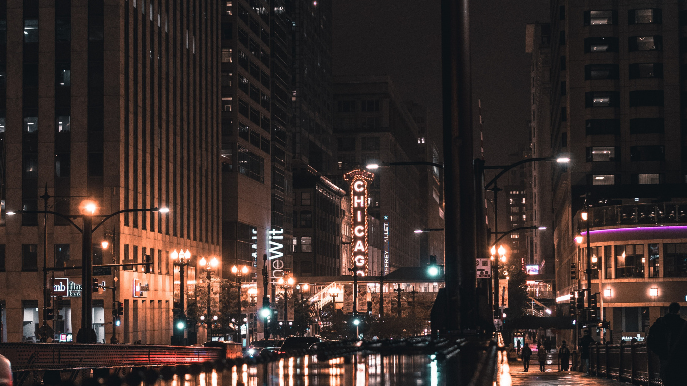 Gente Caminando en la Acera Durante la Noche. Wallpaper in 1366x768 Resolution