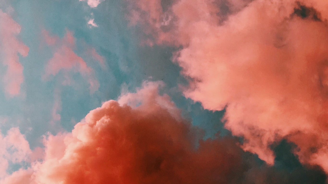 Aesthetic Taylor Swift Red, Red, Red Taylors Version, Mad Woman, Cloud. Wallpaper in 1366x768 Resolution