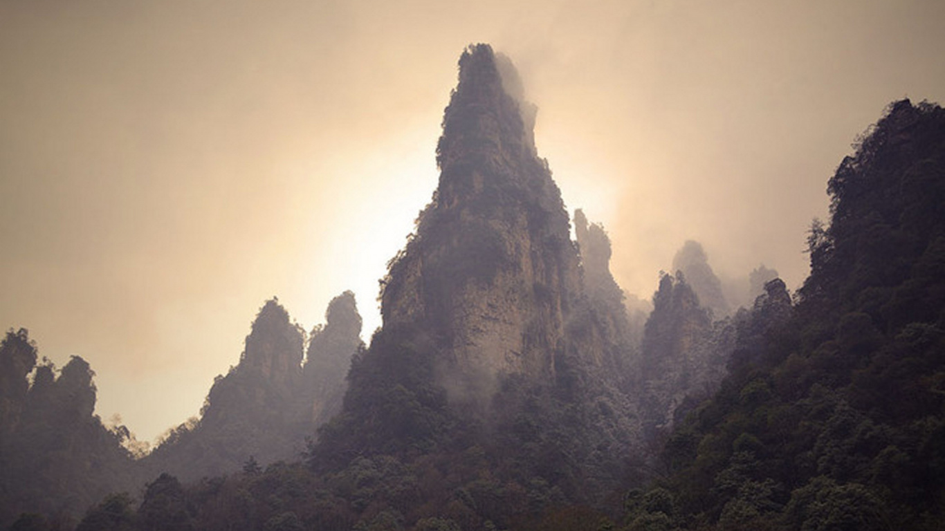 Green Trees on Mountain During Daytime. Wallpaper in 1366x768 Resolution