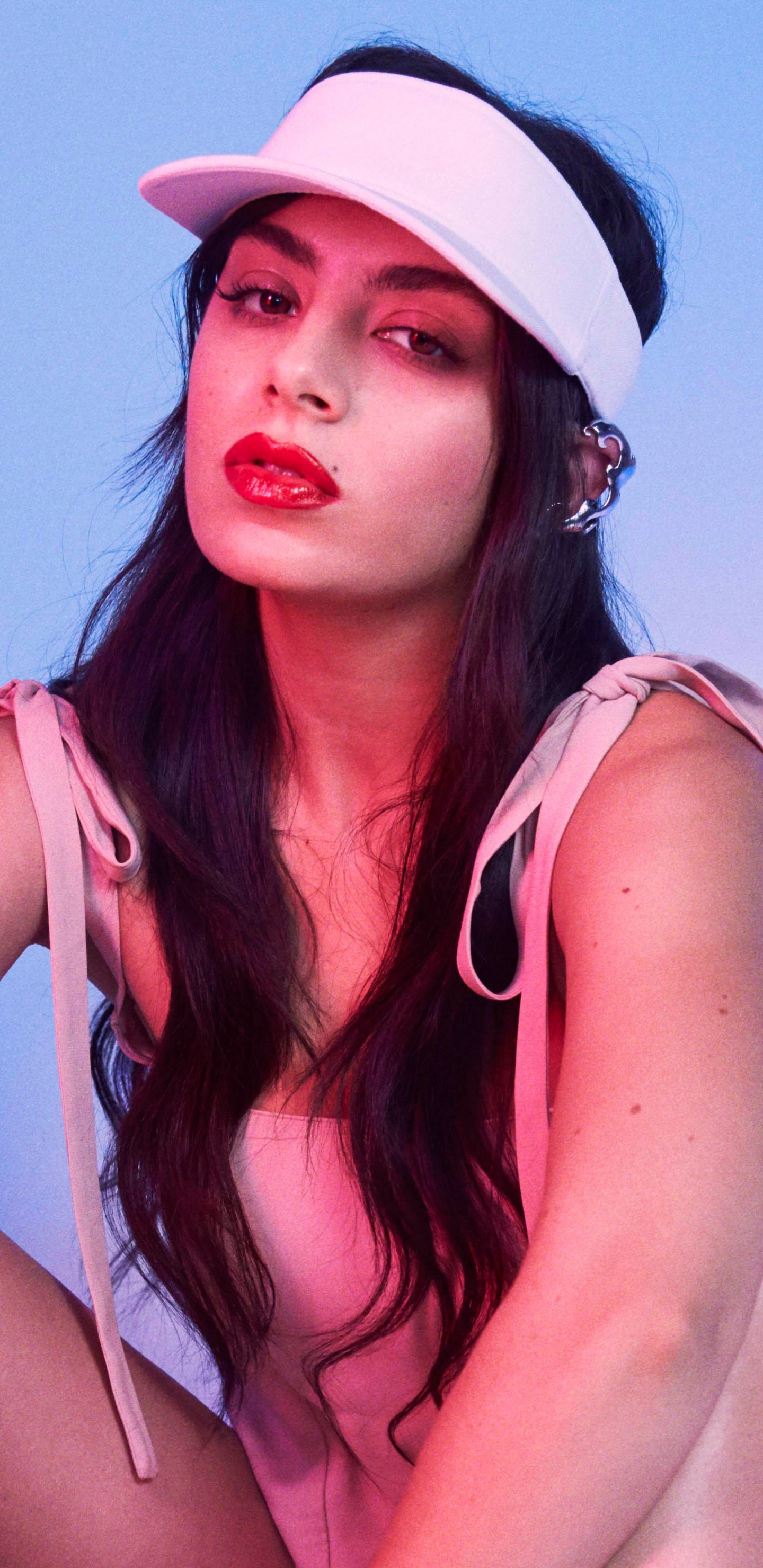 Charli Xcx, Après la Fête, Album, Beauté, Red. Wallpaper in 1440x2960 Resolution