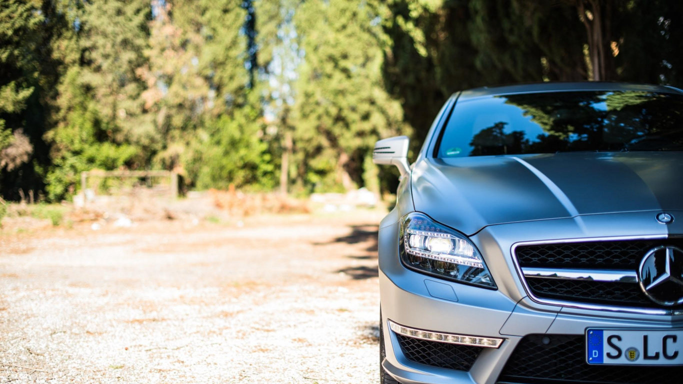 Black Mercedes Benz Car on Dirt Road During Daytime. Wallpaper in 1366x768 Resolution