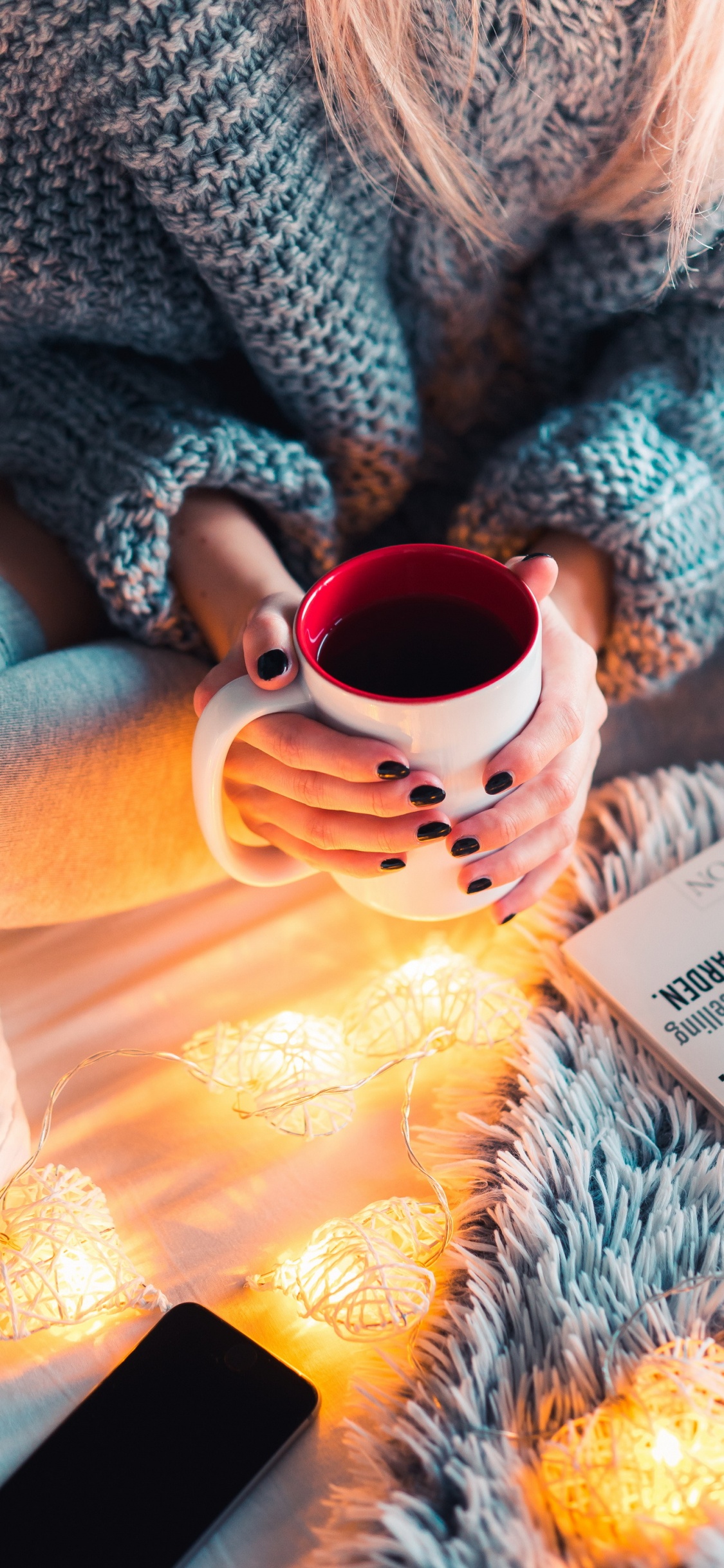 Kaffee, Textil, Orange, Drinkware, Cup. Wallpaper in 1125x2436 Resolution