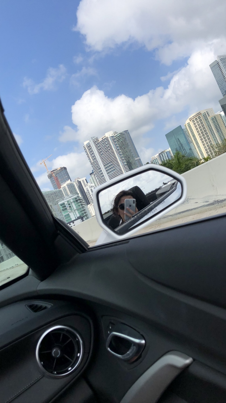 Miami, Family Car, King, Compact Car, Mid Size Car. Wallpaper in 750x1334 Resolution