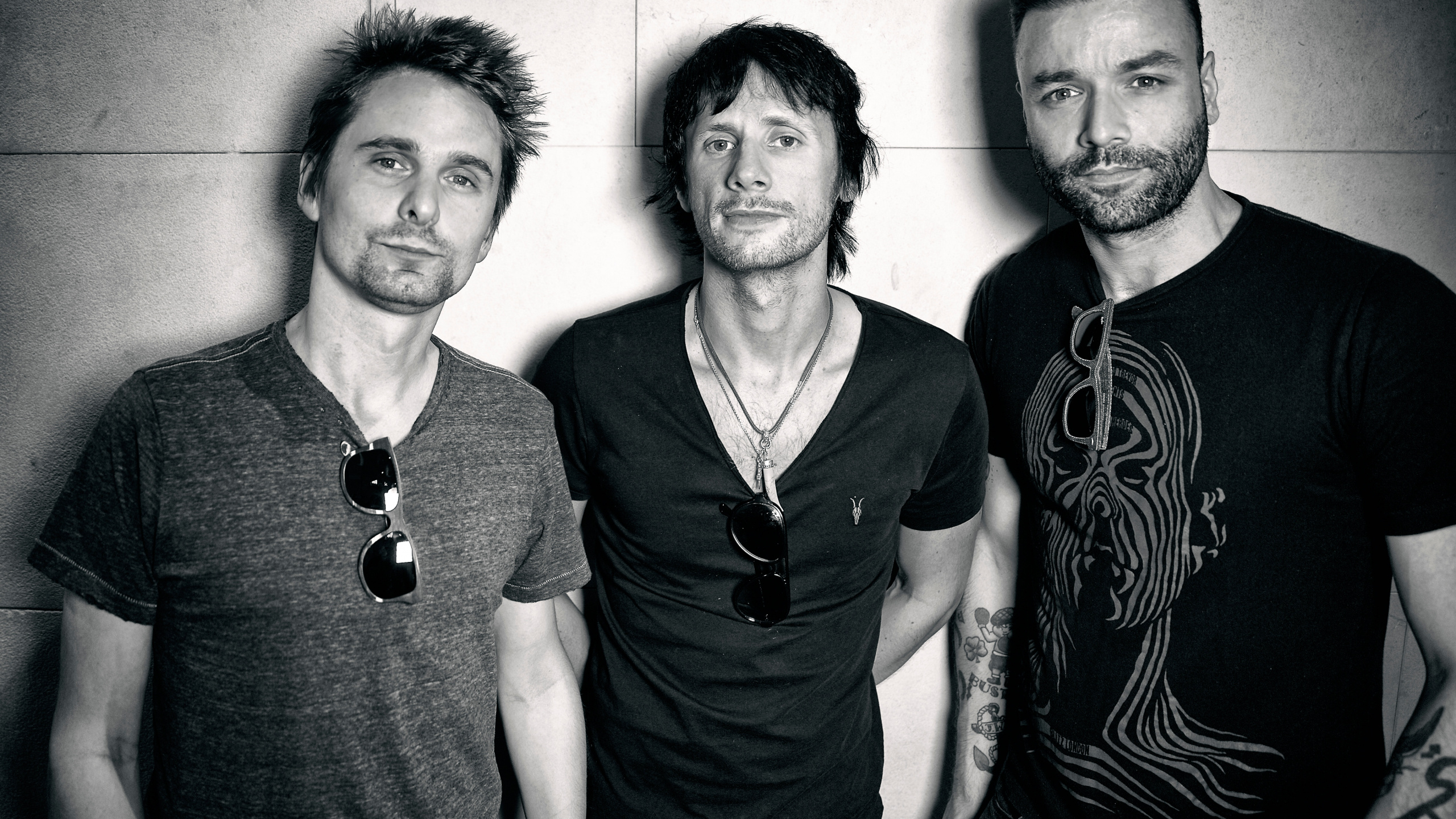Muse Band, Dominic Howard, Chris Wolstenholme, Matt Bellamy, Muse. Wallpaper in 2560x1440 Resolution