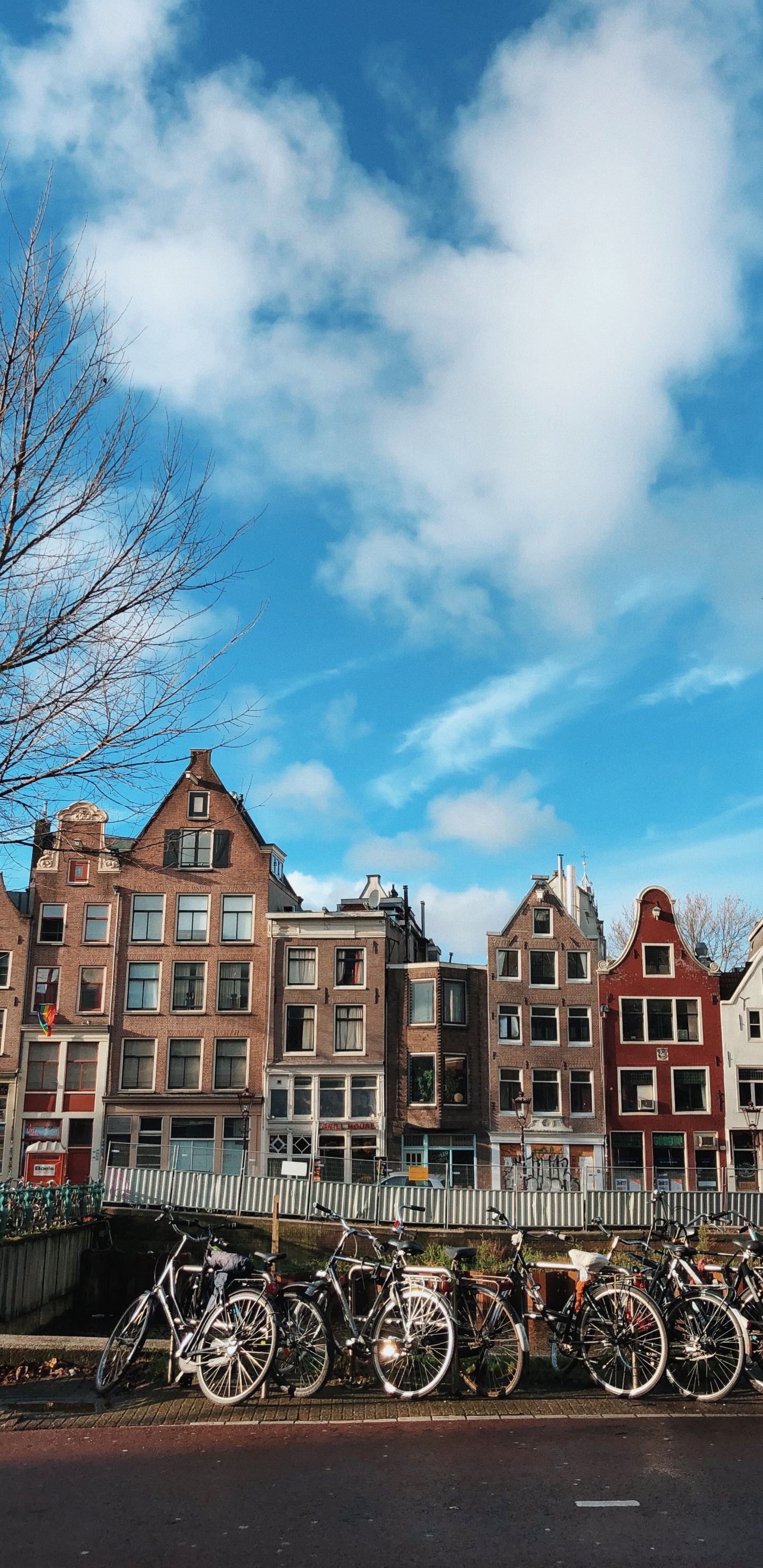 People Walking on Street Near Buildings During Daytime. Wallpaper in 1440x2960 Resolution