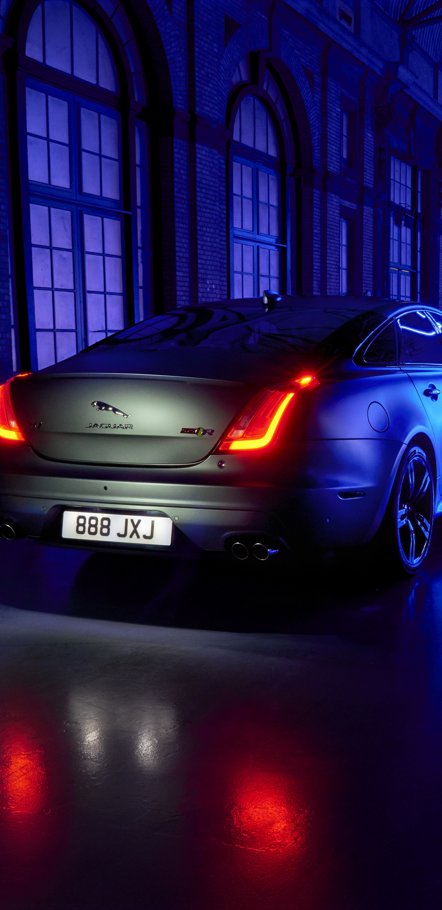 Silver Bmw m 3 Coupe Parked in a Room. Wallpaper in 1440x2960 Resolution