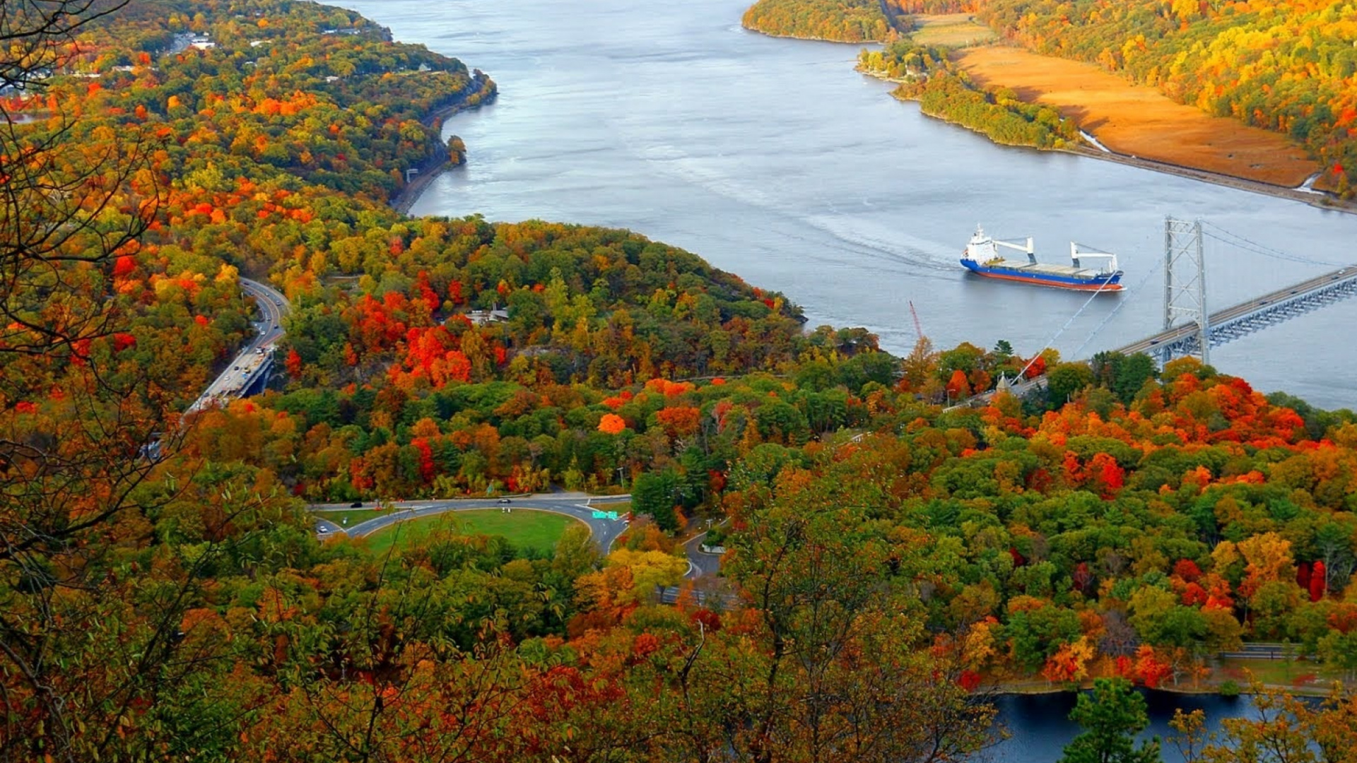 White Boat on River Near Green and Brown Trees During Daytime. Wallpaper in 1920x1080 Resolution