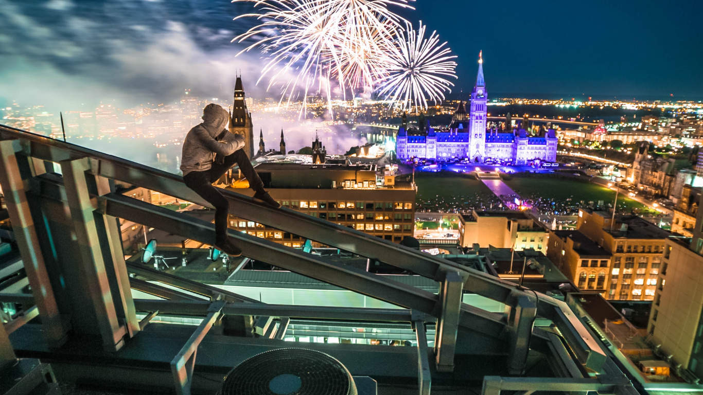 烟花, 里程碑, 建筑, 城市景观, 光 壁纸 1366x768 允许