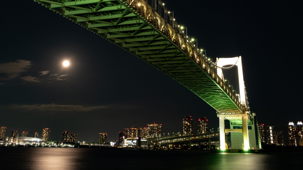 Green Bridge With Lights During Night Time. Wallpaper in 1280x720 Resolution