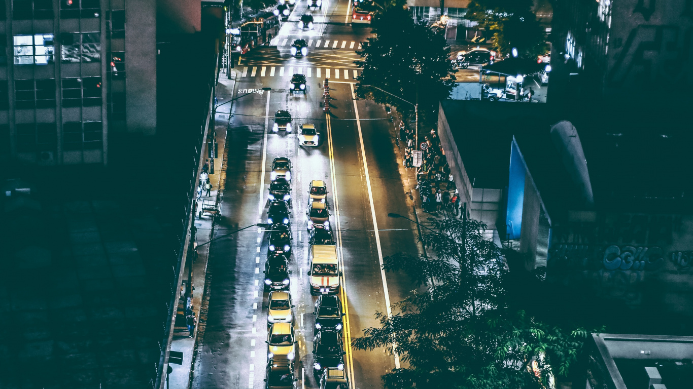 Plaza Reina ky Hoa, Coche, Edificio, Infraestructura, Electricidad. Wallpaper in 1366x768 Resolution