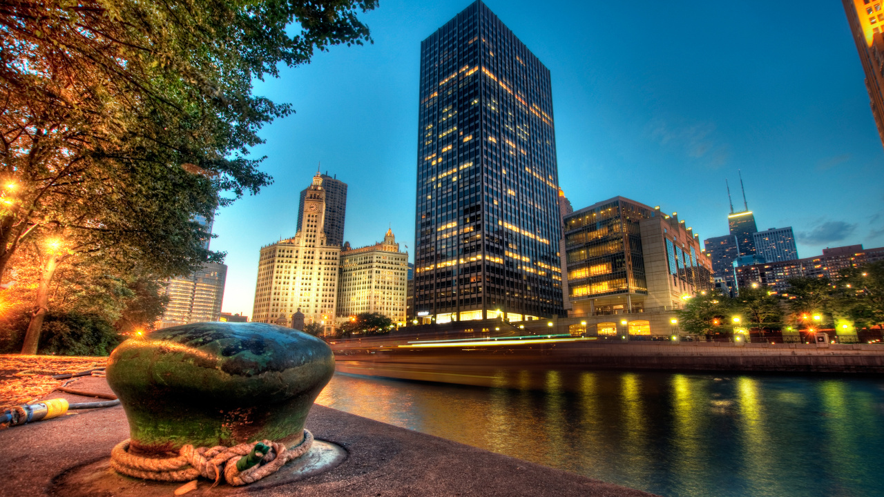 Horizonte de la Ciudad Durante la Noche. Wallpaper in 1280x720 Resolution