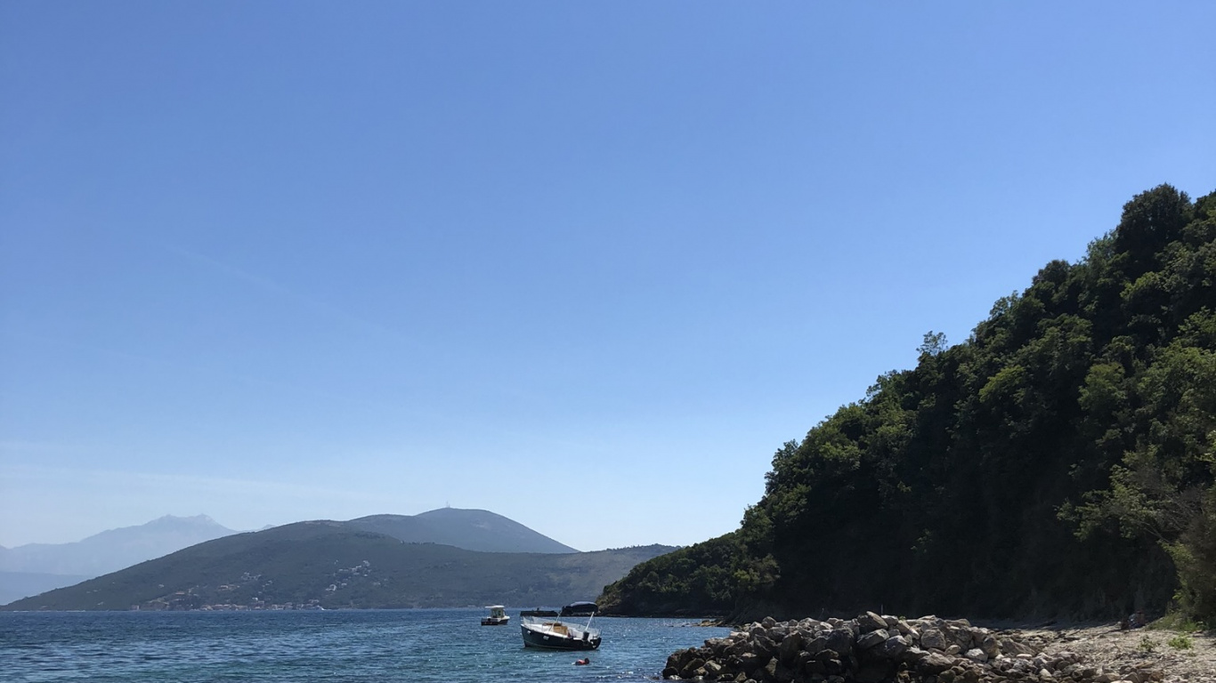 海岸, 海角, 人体内的水, 岸边, 银行 壁纸 1366x768 允许