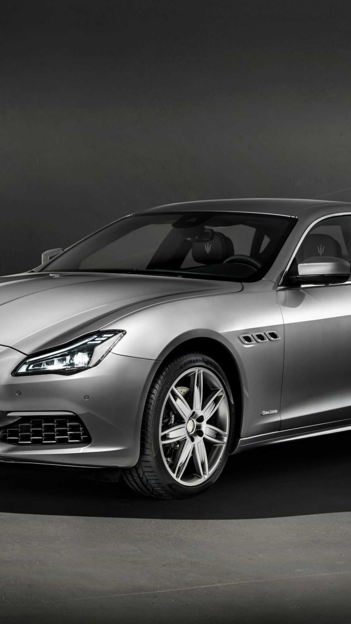 Photo en Niveaux de Gris de Bmw m 3 Coupé. Wallpaper in 720x1280 Resolution