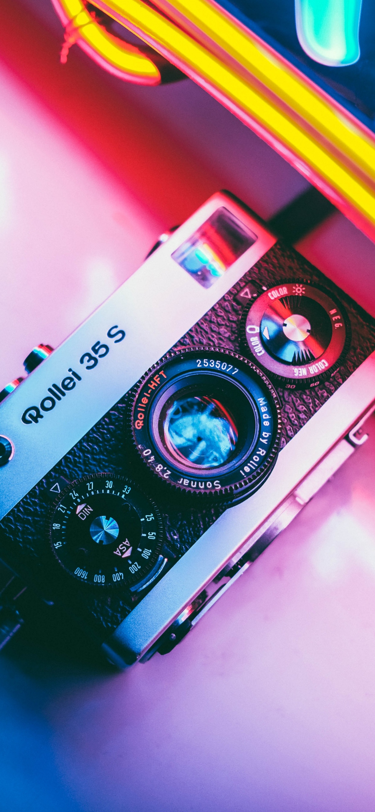 电子, 光, 电子设备, 电蓝色的, 音频设备 壁纸 1242x2688 允许