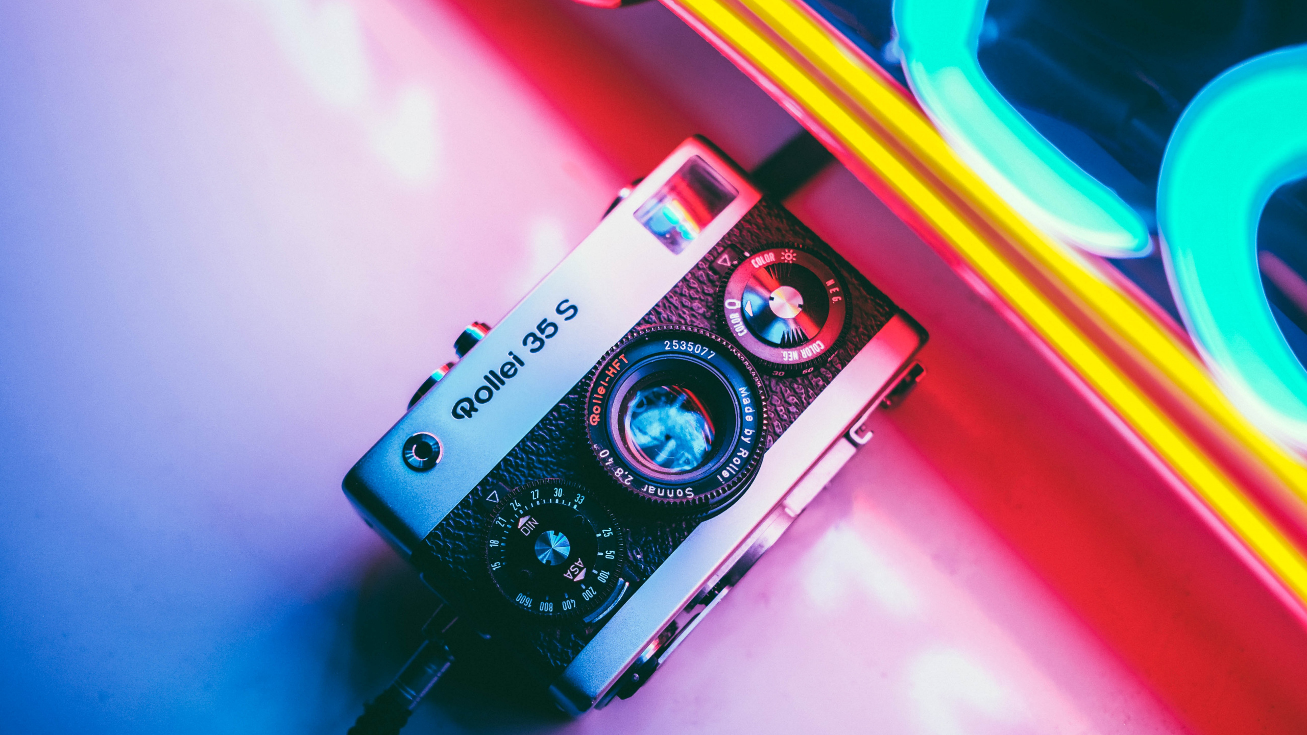 电子, 光, 电子设备, 电蓝色的, 音频设备 壁纸 2560x1440 允许