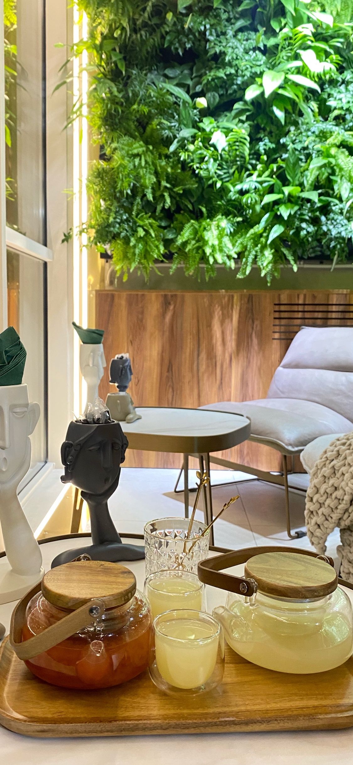 Tabelle, Biologie, Serveware, Hartholz, Geschirr. Wallpaper in 1125x2436 Resolution